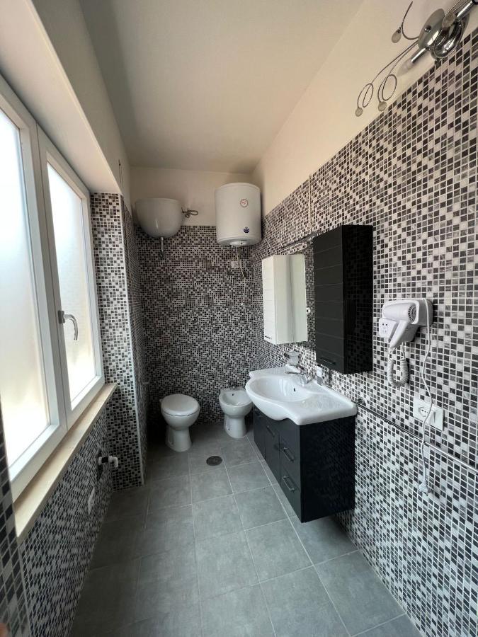 Domus Speranza Bed & Breakfast Fiumicino Exterior foto